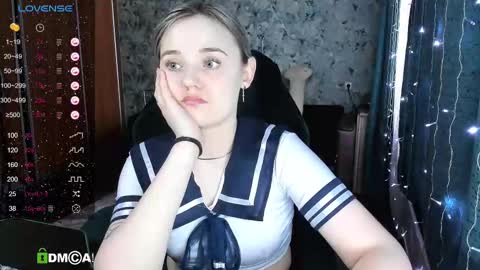 Molly online show from February 9, 8:11 am