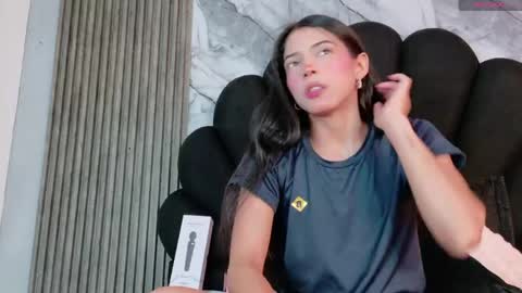 your_submissive_ online show from May 15, 7:21 pm