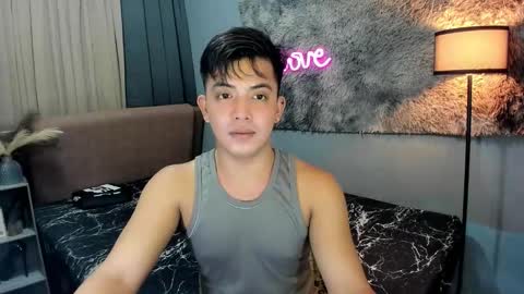 Snapshot of yourasian_bradley chatting on September 28, 1:49 pm yourasian_bradley online show from September 28, 1:49 pm