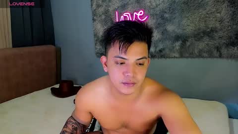 yourasian_bradley online show from January 17, 1:05 pm