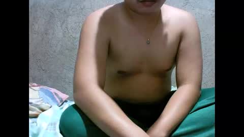 yourasian_lover29 online show from April 2, 2:26 pm