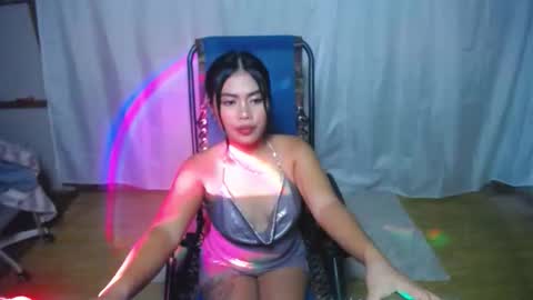 Snapshot of yourasian_sweetgurl69 chatting on September 8, 3:11 pm A V A online show from September 8, 3:11 pm
