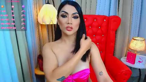 Snapshot of yourasiangoddess69 chatting on July 7, 9:57 am Goddess online show from July 7, 9:57 am