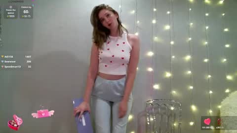 creamysister online show from March 9, 8:10 pm