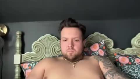 Snapshot of yourdaddyy34 chatting on March 3, 5:30 pm yourdaddyy34 online show from March 3, 5:30 pm