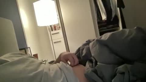 Snapshot of yourdirtysecret9898 chatting on January 7, 12:24 am yourdirtysecret9898 online show from January 7, 12:24 am