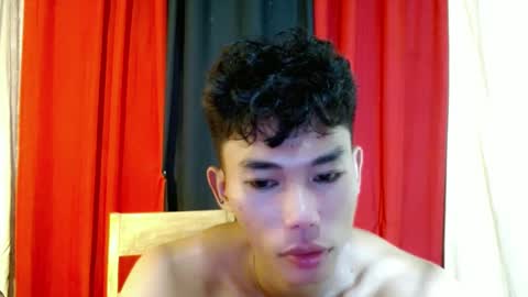 Snapshot of yourdreamboyx chatting on January 30, 11:33 am Rence online show from January 30, 11:33 am