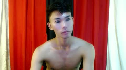 Snapshot of yourdreamboyx chatting on March 3, 2:48 pm Rence online show from March 3, 2:48 pm