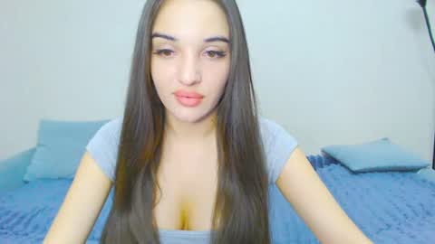 Snapshot of yourdreammary chatting on June 25, 9:36 am Adele online show from June 25, 9:36 am