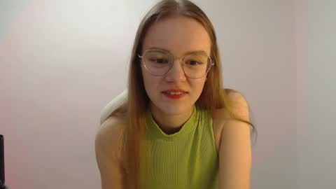 Snapshot of yourdreamray chatting on May 31, 9:38 pm Lana online show from May 31, 9:38 pm