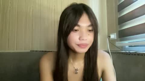 yourehot_sedny online show from May 27, 3:03 am
