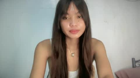 Snapshot of yourehot_sedny chatting on June 12, 1:21 pm yourehot_sedny online show from June 12, 1:21 pm