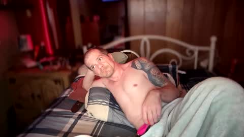 yourenotmytype69 online show from October 10, 10:03 am