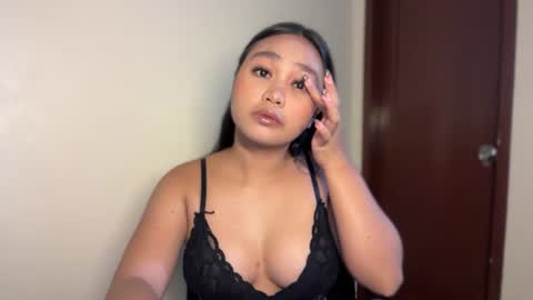 Snapshot of yourfantasyyy_ chatting on July 1, 5:34 pm yourfantasyyy_ online show from July 1, 5:34 pm