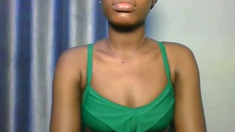 favcamgirl online show from January 6, 7:23 am