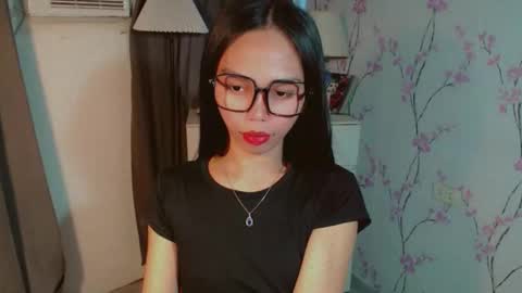 RICCIE MAE online show from December 22, 2:08 am