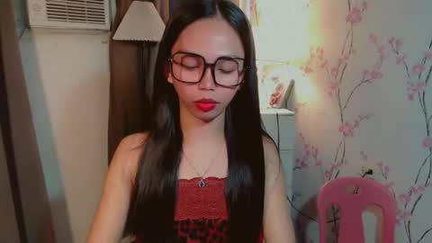 RICCIE MAE online show from December 23, 4:32 am