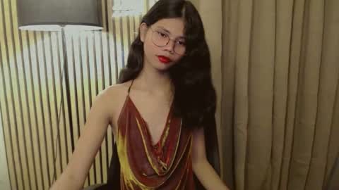 Vivian online show from November 13, 9:47 pm