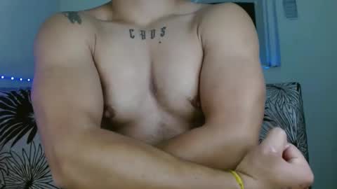 Snapshot of yourfavorite_bigclit chatting on September 23, 10:40 am yourfavorite_bigclit online show from September 23, 10:40 am