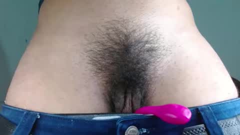 Snapshot of yourfavorite_bigclit chatting on October 6, 9:01 pm yourfavorite_bigclit online show from October 6, 9:01 pm