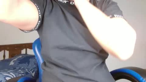 Snapshot of yourfavorite_bigclit chatting on February 11, 9:03 am yourfavorite_bigclit online show from February 11, 9:03 am