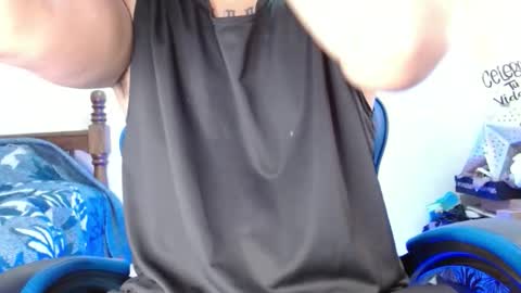 yourfavorite_bigclit online show from March 21, 9:03 am