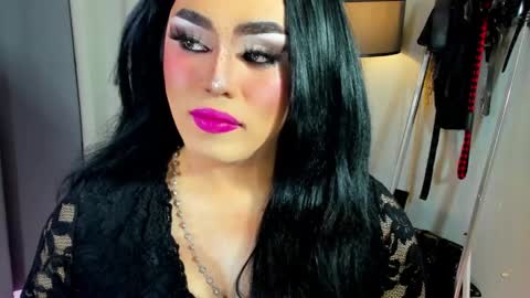  not into STINGY and CHEAP people online show from November 11, 9:04 pm