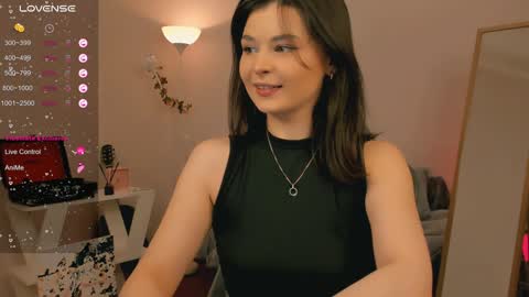 Chloe online show from December 10, 4:24 am