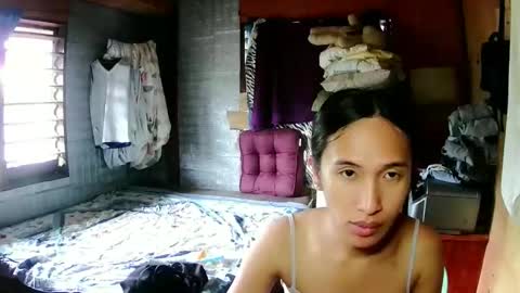 Snapshot of yourfuckerasian chatting on December 15, 6:28 am yourfuckerasian online show from December 15, 6:28 am