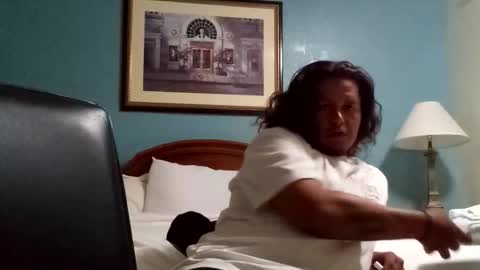 Snapshot of yourfuncouple916 chatting on October 30, 7:10 am yourfuncouple916 online show from October 30, 7:10 am