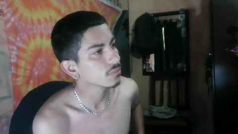 Snapshot of yourgodzeus chatting on October 20, 11:10 am yourgodzeus online show from October 20, 11:10 am