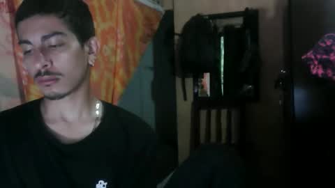 Snapshot of yourgodzeus chatting on November 4, 10:31 pm yourgodzeus online show from November 4, 10:31 pm