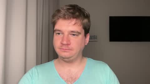 Snapshot of yourhairybuddy chatting on May 4, 8:16 pm Andrey online show from May 4, 8:16 pm