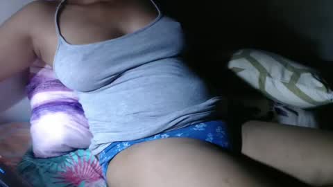 yourhotboobies23 online show from March 3, 11:00 am