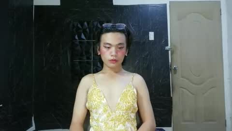 Snapshot of yourhotdodz chatting on March 26, 2:06 am yourhotdodz online show from March 26, 2:06 am