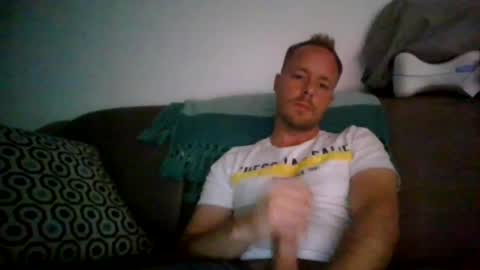 Snapshot of yourlove8523 chatting on July 31, 6:02 am yourlove8523 online show from July 31, 6:02 am