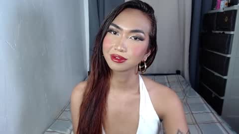 Snapshot of yourlovebella88 chatting on February 25, 5:36 pm yourlovebella88 online show from February 25, 5:36 pm