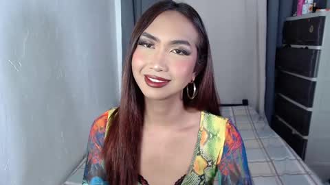 Snapshot of yourlovebella88 chatting on February 26, 3:19 pm yourlovebella88 online show from February 26, 3:19 pm