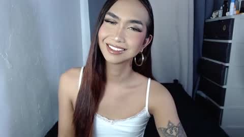 Snapshot of yourlovebella88 chatting on March 12, 3:51 pm yourlovebella88 online show from March 12, 3:51 pm