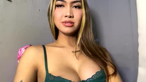yourlovebella88 online show from March 3, 6:14 pm
