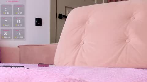 Julia 3 online show from May 7, 8:09 am
