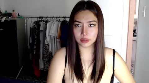 tifanny online show from February 3, 1:19 am