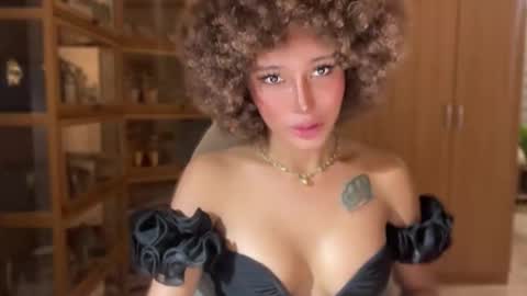 Snapshot of yourlovingpearlita1000 chatting on March 8, 11:14 am Pearl online show from March 8, 11:14 am