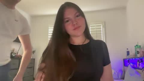 yourmila1 online show from February 24, 10:41 pm