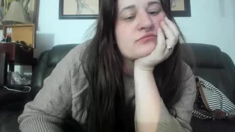 Snapshot of yournewfavoritecamgirl chatting on February 2, 10:52 pm Lexi online show from February 2, 10:52 pm