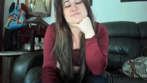 Snapshot of yournewfavoritecamgirl chatting on March 28, 12:38 pm Lexi online show from March 28, 12:38 pm