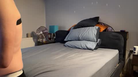 newcastle72 online show from April 1, 1:12 pm