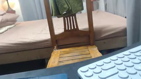 Snapshot of yournewgirldiane chatting on April 20, 9:56 am BigCockTsMistress online show from April 20, 9:56 am