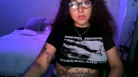 Snapshot of yourownerserena chatting on January 30, 5:09 am Serena online show from January 30, 5:09 am