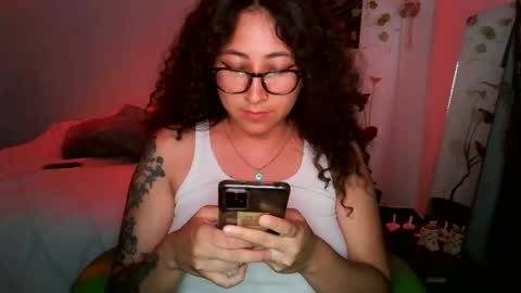 Snapshot of yourownerserena chatting on February 2, 4:26 am Serena online show from February 2, 4:26 am